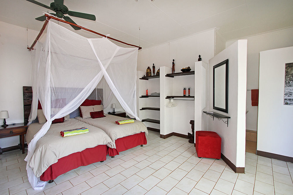 Normann Safari Bush Lodge Phalaborwa Eksteriør billede