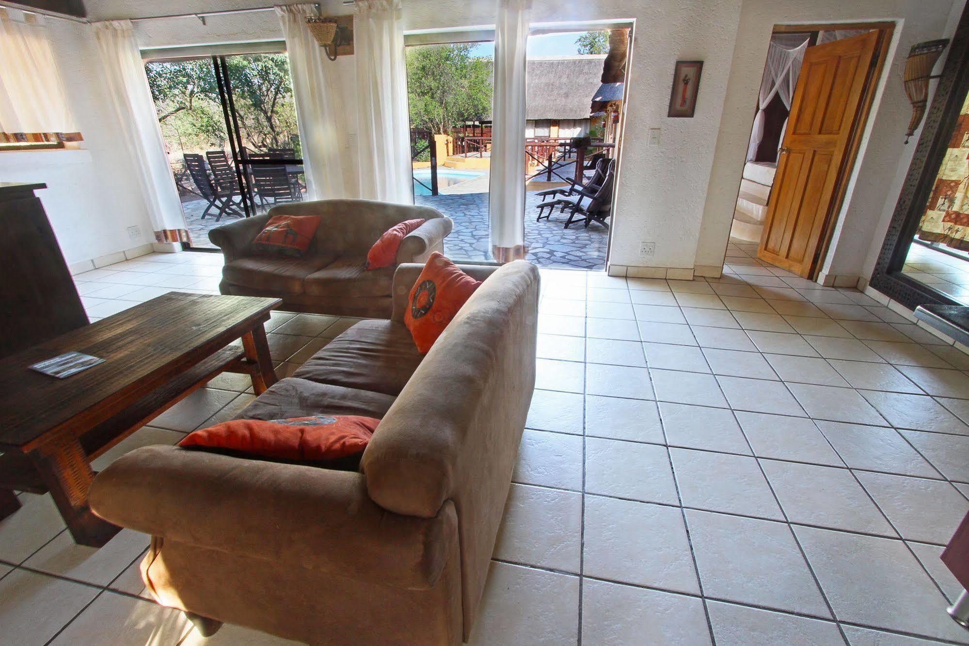 Normann Safari Bush Lodge Phalaborwa Eksteriør billede