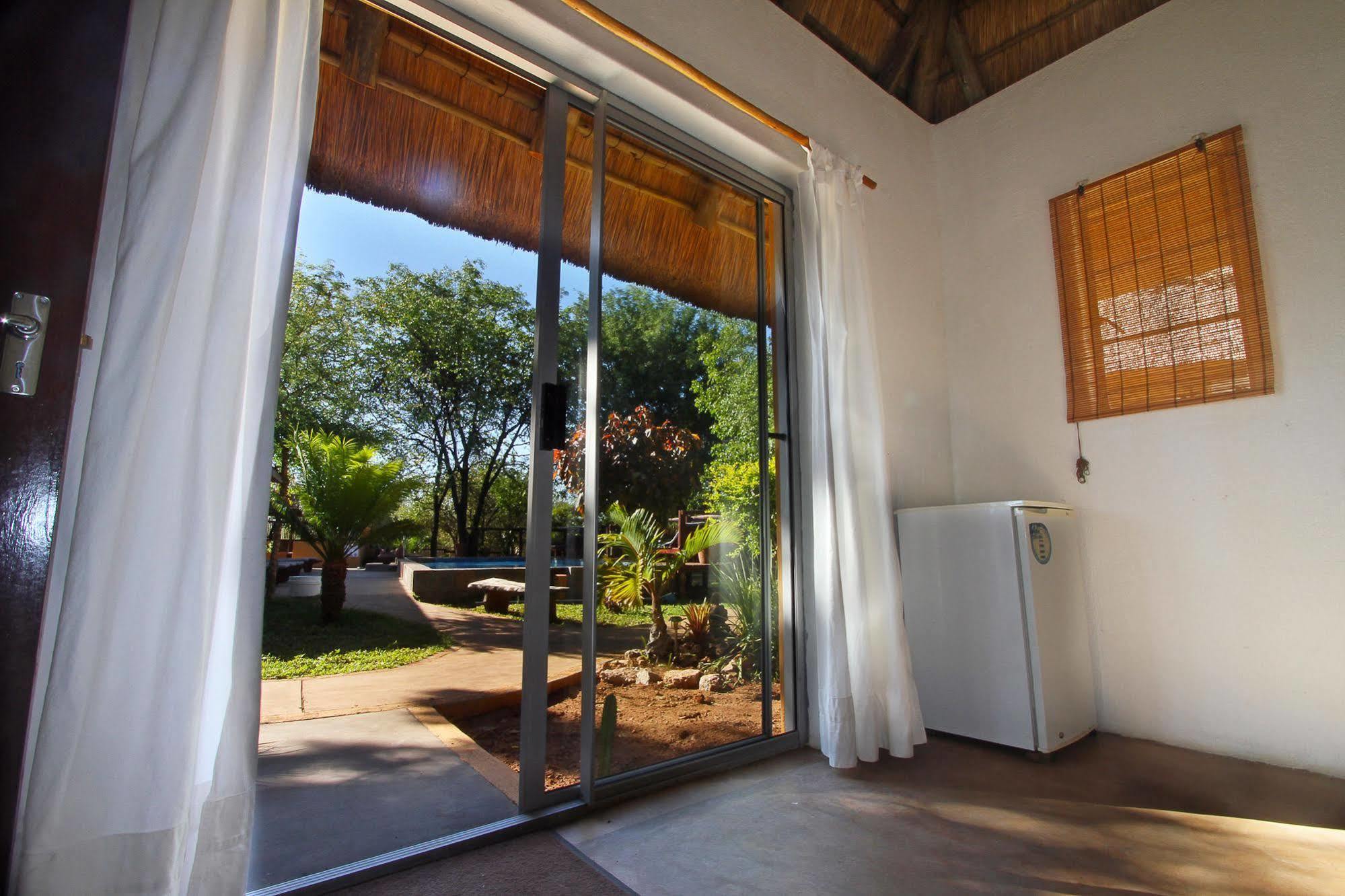 Normann Safari Bush Lodge Phalaborwa Eksteriør billede